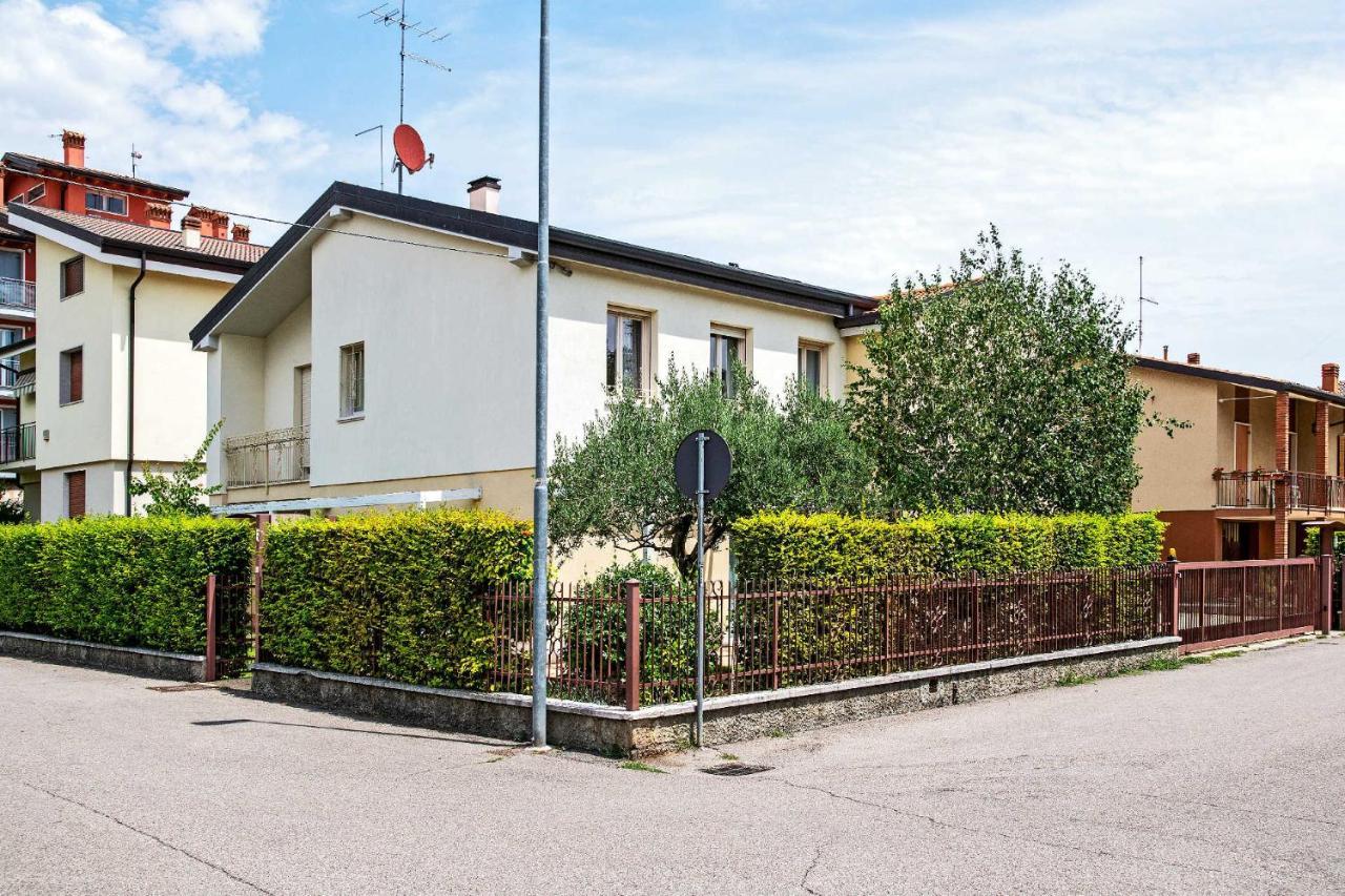 Via Verdi B&B Vago Екстер'єр фото